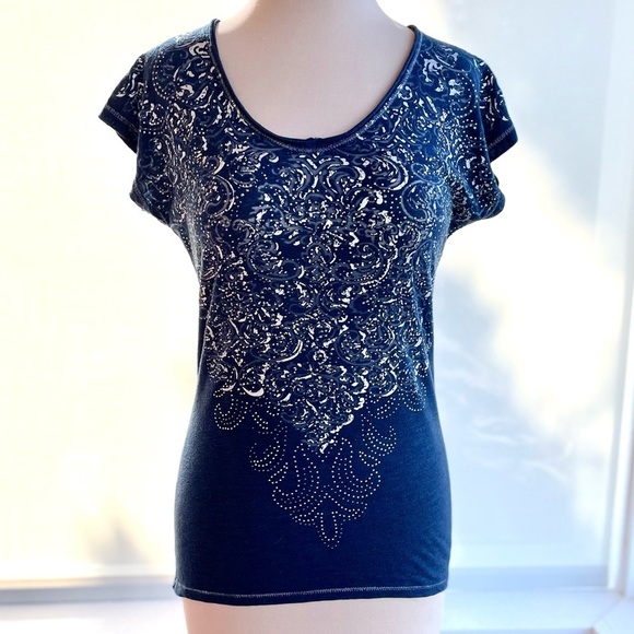 Maurices Tops - Maurices V-Neck Embellished Graphic Fitted T-Shirt Blue/Silver, Size XS